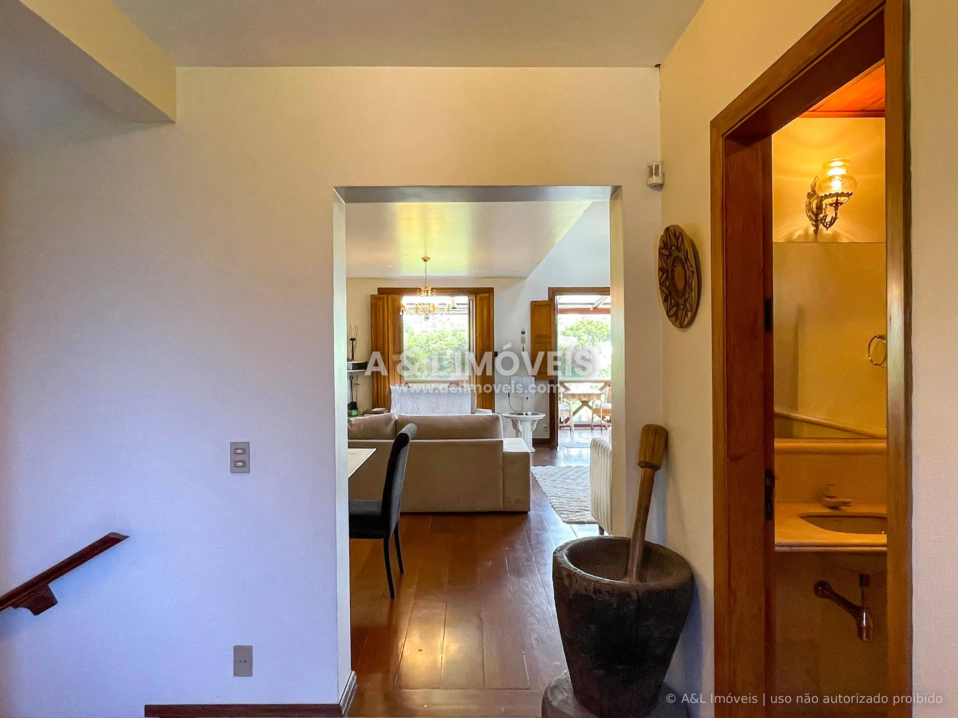 Imagem Casa Condomínio Campos do Jordão | 977 m² | 5 Suítes | Lazer Completo