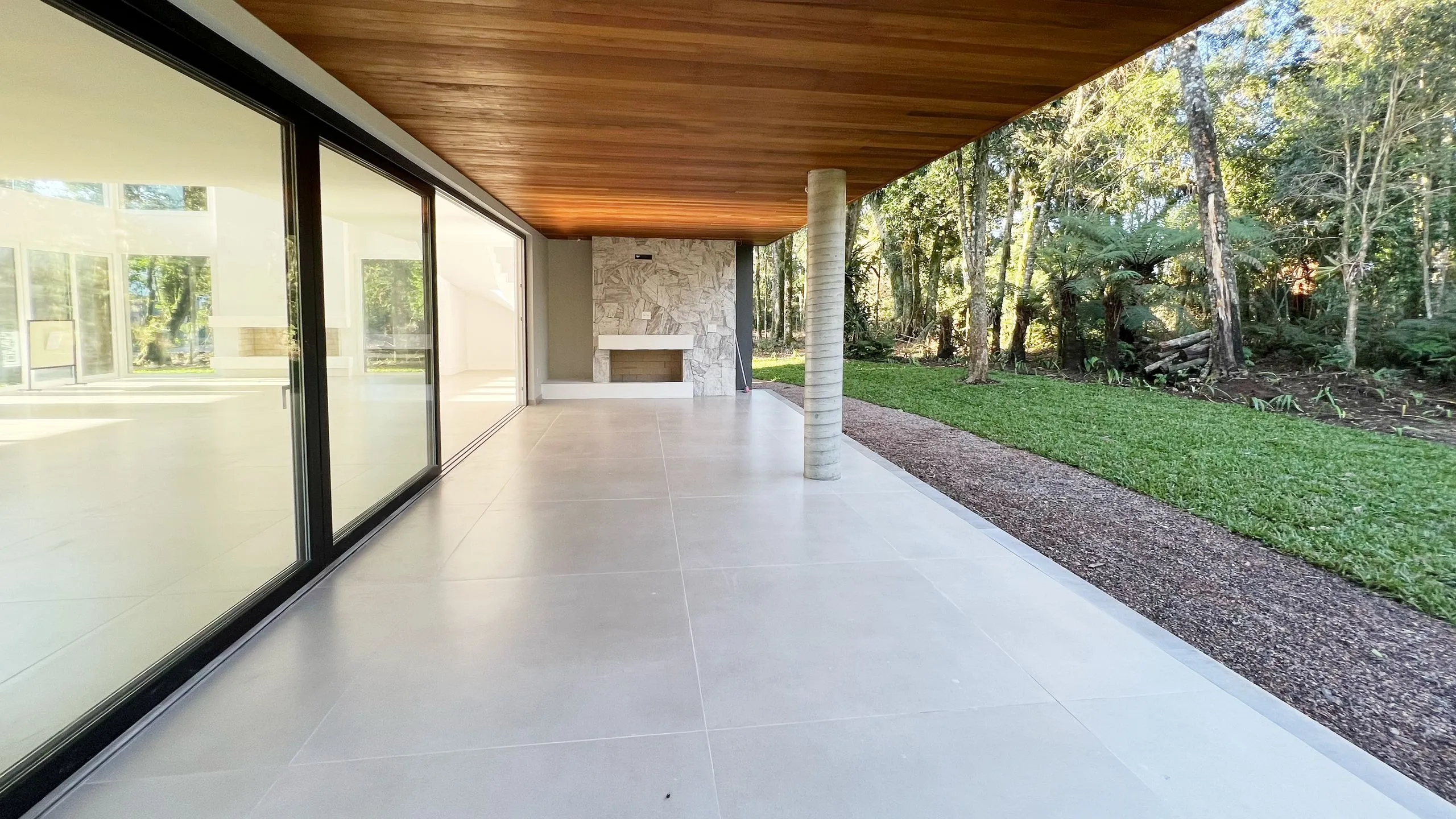 Imagem Casa à venda em Gramado, Carniel, com 3 quartos, 355.87m2