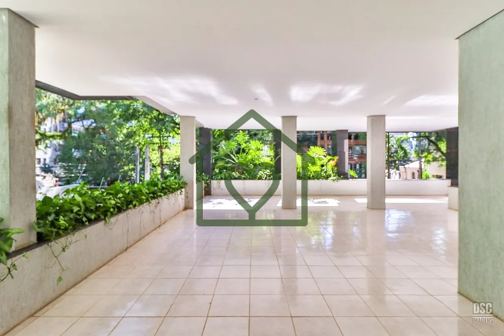 Imagem Já pensou morar em uma das ruas mais charmosas de Porto Alegre?

Conheça esse lindo apartamento no...