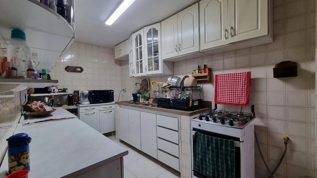 Imagem Casa em Condomínio para Venda em Teresópolis / RJ no bairro Alto