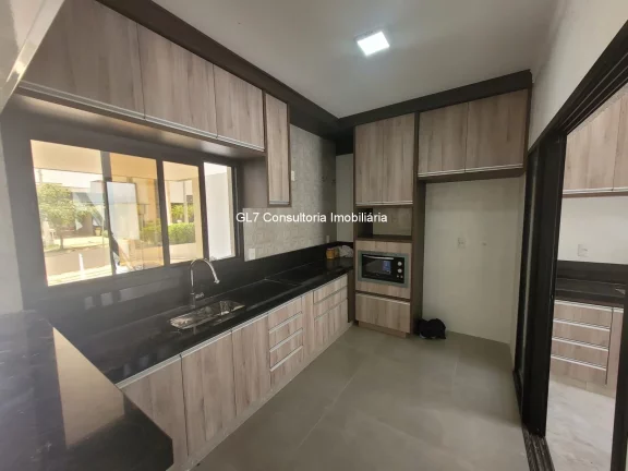 Imagem Linda Casa no condomínio Brescia em Indaiatuba-SP.