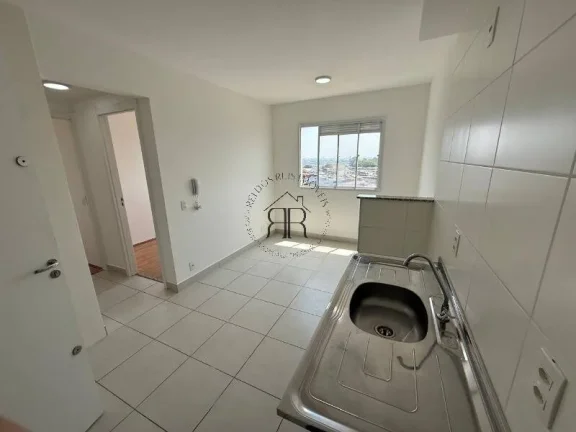 Imagem Apartamento de 32 m², sendo 2 quartos, sala, cozinha, banheiro e lavanderia.
O edifício possui ele...