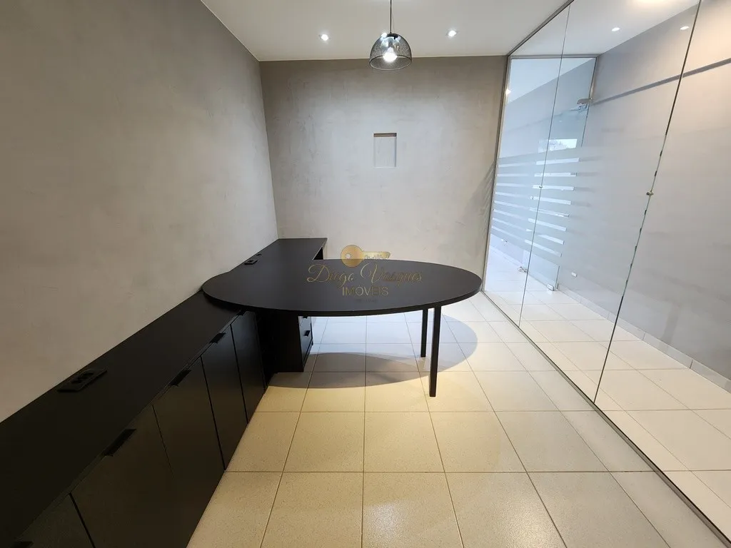 Imagem Sala Comercial para Locação em Teresópolis / RJ no bairro Várzea