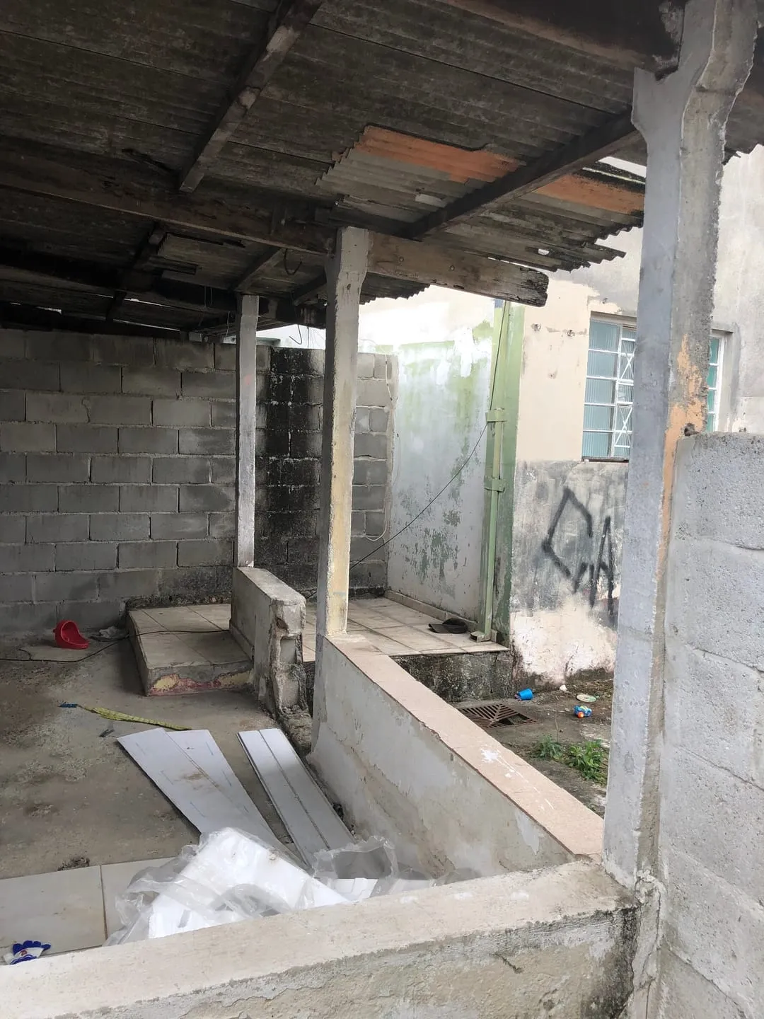 Imagem Casa à venda 3 Quartos, 2 Vagas, 376M², Jardim Cristina, Pindamonhangaba - SP