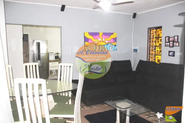 Imagem Casa 03 Dormitórios ( 01 suíte ) 500 metros da Praia - Pereque Açú