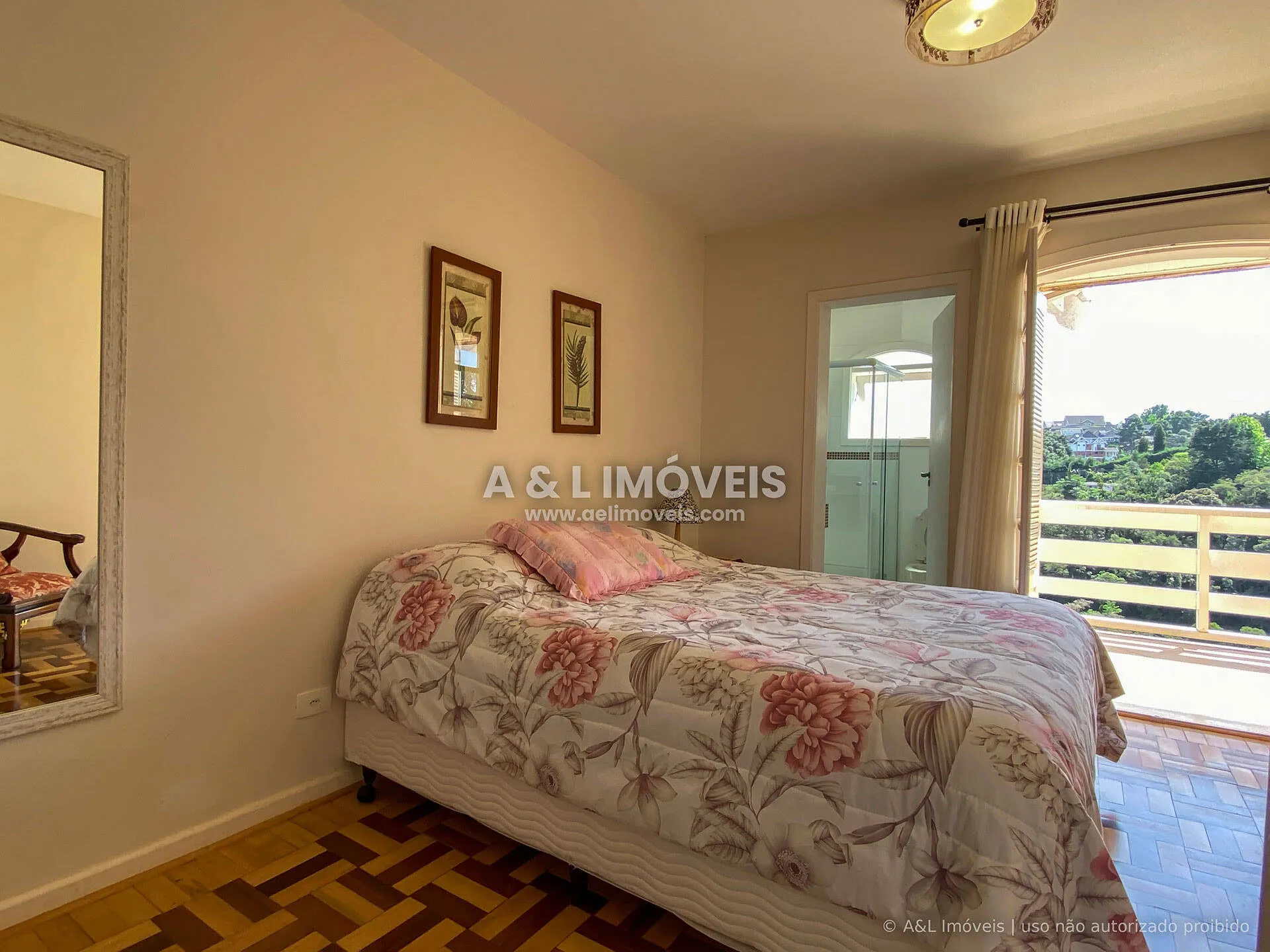 Imagem Casa em Campos do Jordão | Alto Capivari | 700 m² | 6 Suítes
