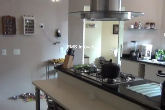 Imagem Luxuoso apartamento à venda em São Paulo-SP, no Pacaembu, com 4 quartos, 4 suítes, 6 salas, 6 banheiros, 4 vagas e 390m².
