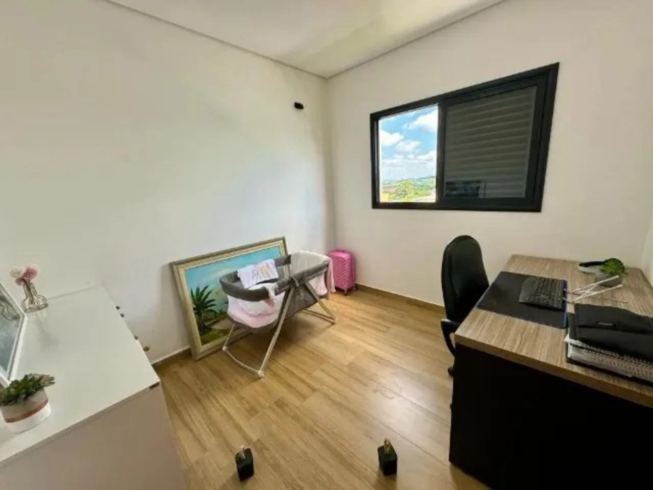 Imagem Casa em condomínio de luxo com 3 quartos e 4 vagas em Sorocaba-SP, Loteamento Dinorá Rosa. Confira!