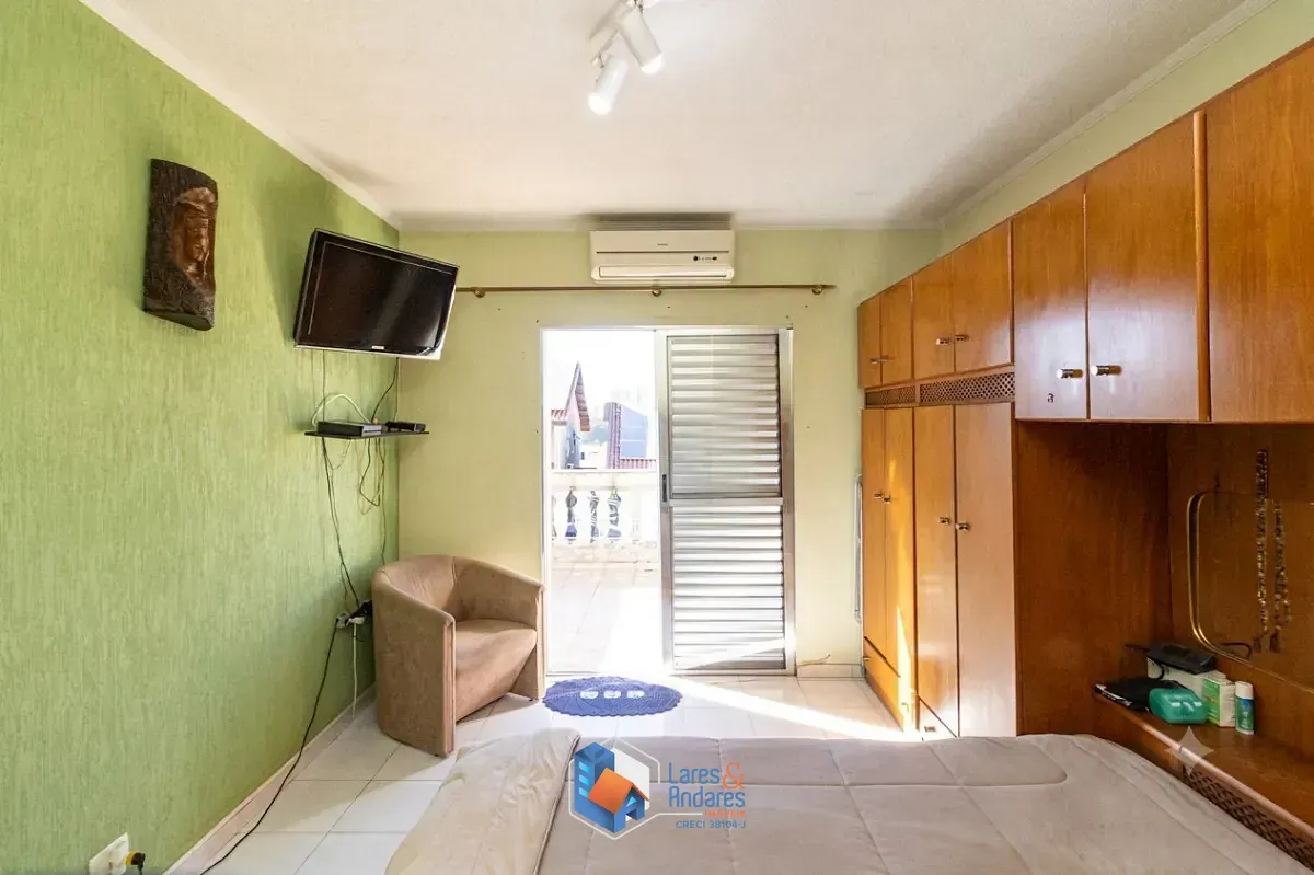 Imagem Sobrado para venda em Vila América com 3 quartos, 138m²