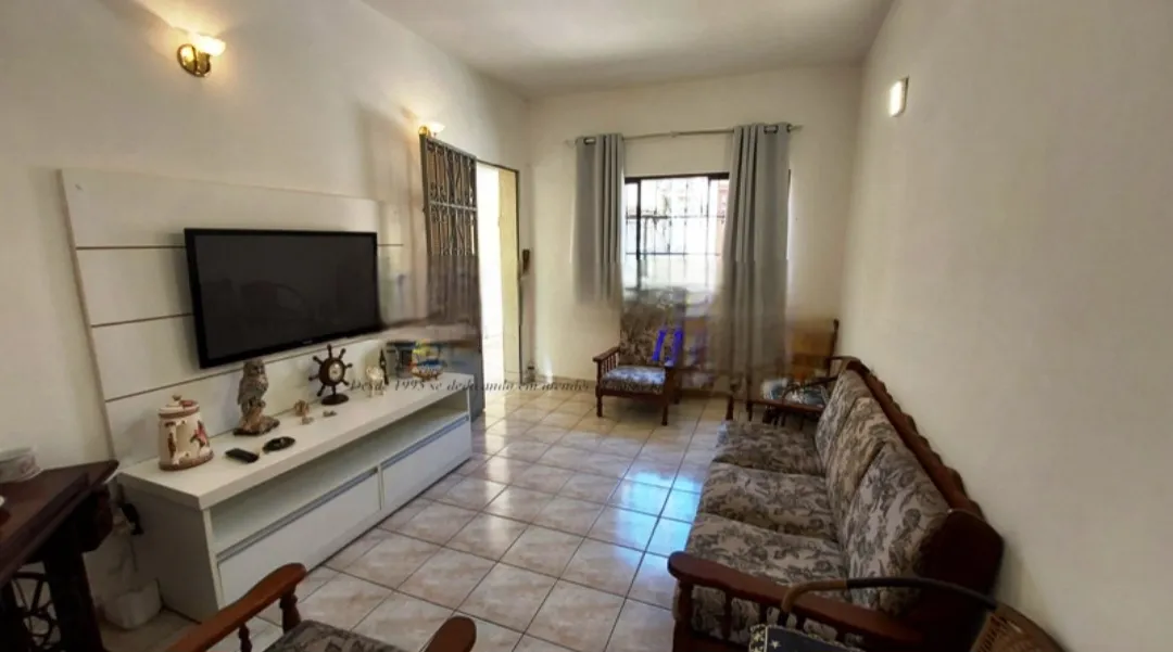 Imagem VENDO EXCELENTE CASA NO BAIRRO VILA SÃO PAULO!