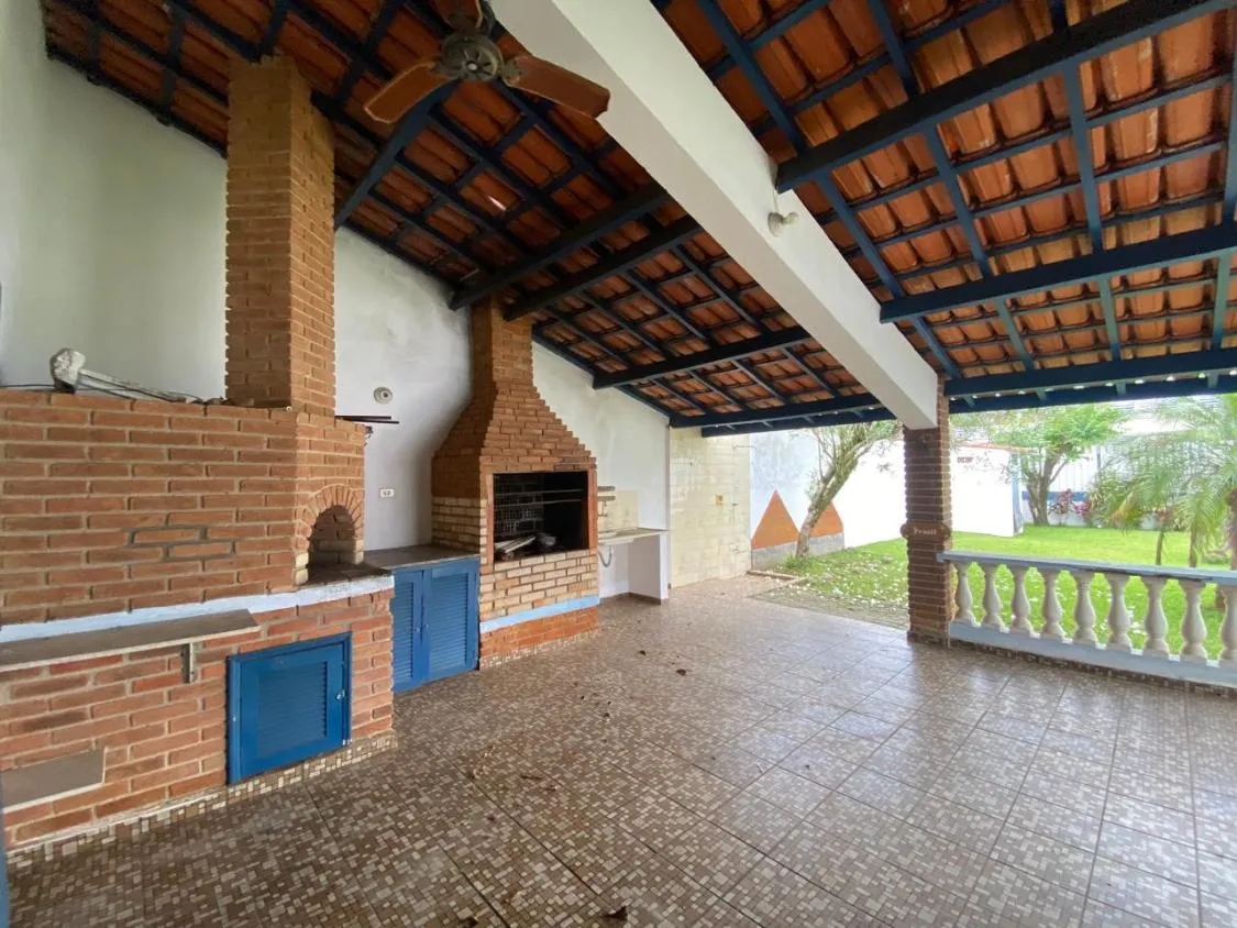 Imagem CASA INCRIVEL A 60 METROS DO MAE A VENDA NO CENTRO