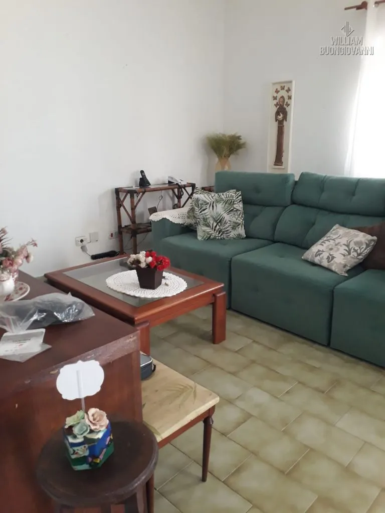 Imagem Casa Térrea Individual, 2 Quartos com Piscina Edícula com mais 2 suítes