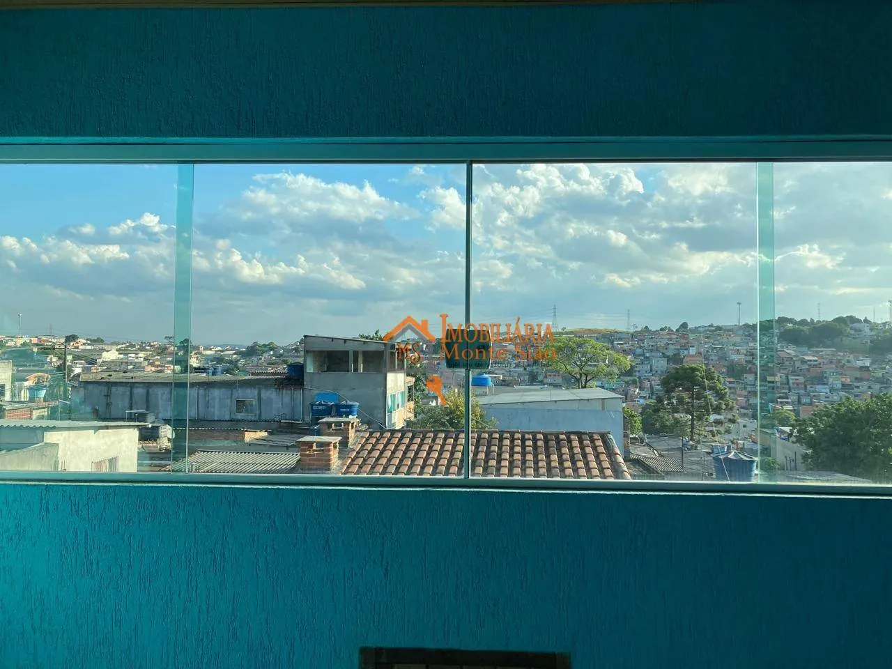 Imagem Sobrado com 3 dormitórios à venda, 245 m² por R$ 690.000,00 - Parque São Miguel - Guarulhos/SP