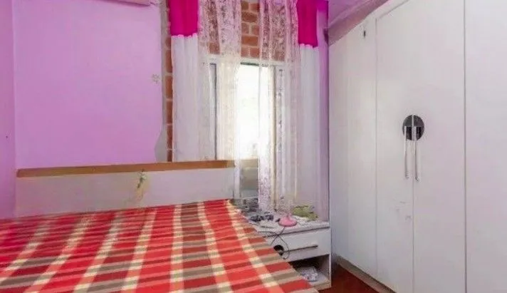 Imagem Casa de 3 dormitórios para venda ,estuda imóvel de menor valor no negócio, bairro Partenon em Porto Alegre/RS.