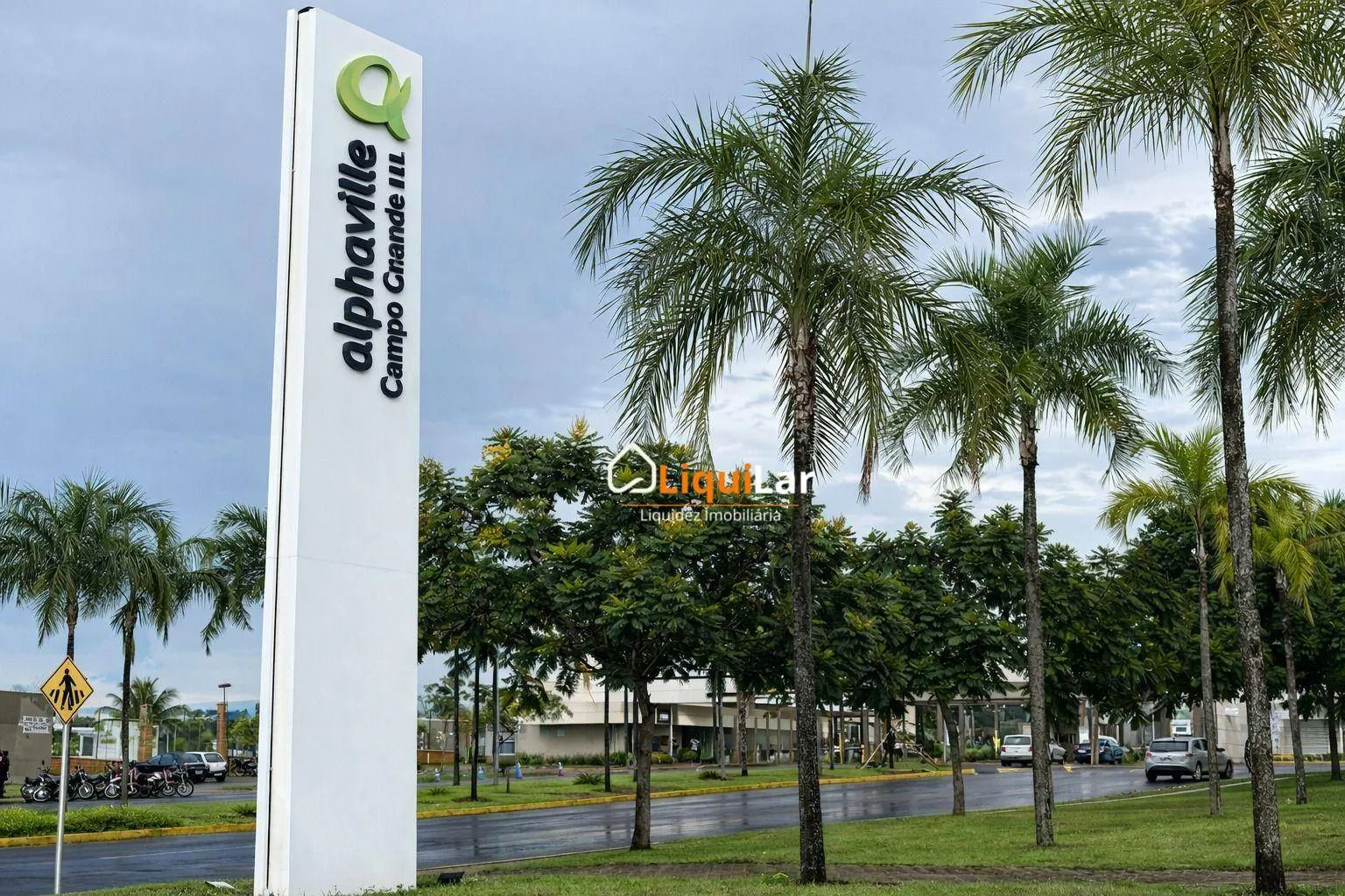 Foto do imóvel Terreno à Venda no Alphaville III com 382,39 m² e o Melhor Custo-Benefício do Condomínio