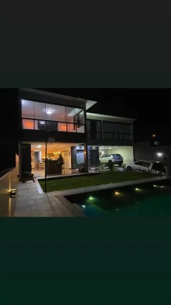 Imagem CASA COM 4 QUARTOS E 4 SUÍTES A VENDA NA PRAIA