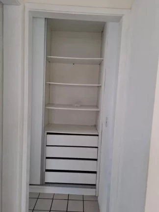 Imagem Apartamento para Venda em Recife, Boa Viagem, 3 dormitórios, 1 suíte, 1 banheiro, 1 vaga