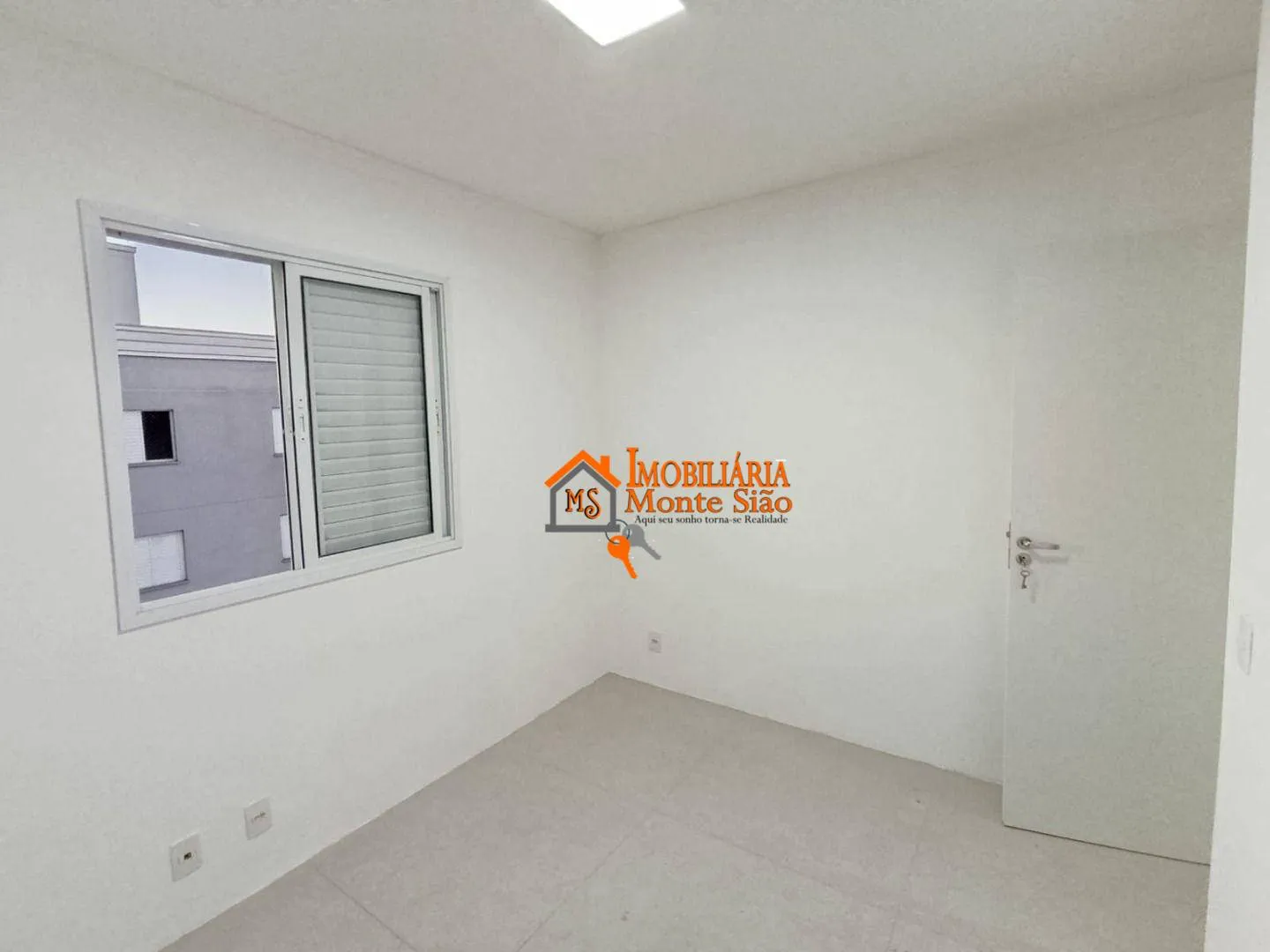 Imagem Apartamento com 2 dormitórios para alugar, 50 m² por R$ 2.880,00/mês - Vila Bremen - Guarulhos/SP