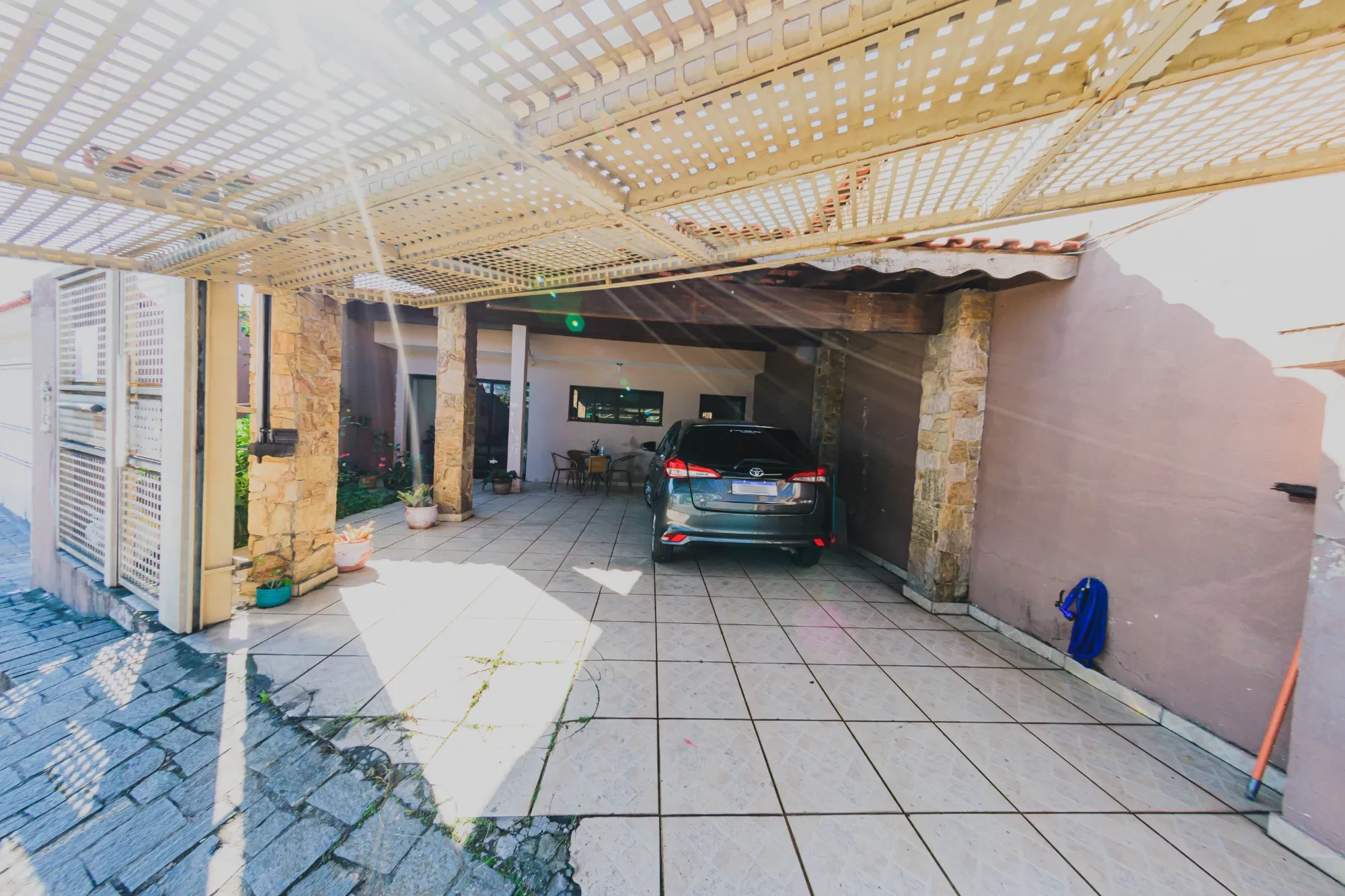 Imagem Casa com 3 Quartos à Venda, 105 metros em Vila Oliveira - Mogi das Cruzes