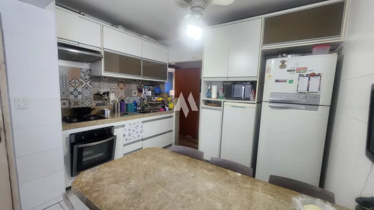 Imagem Venda de Apartamento no Boqueirão - Frente para o Mar, 2 dormitorios uma suíte