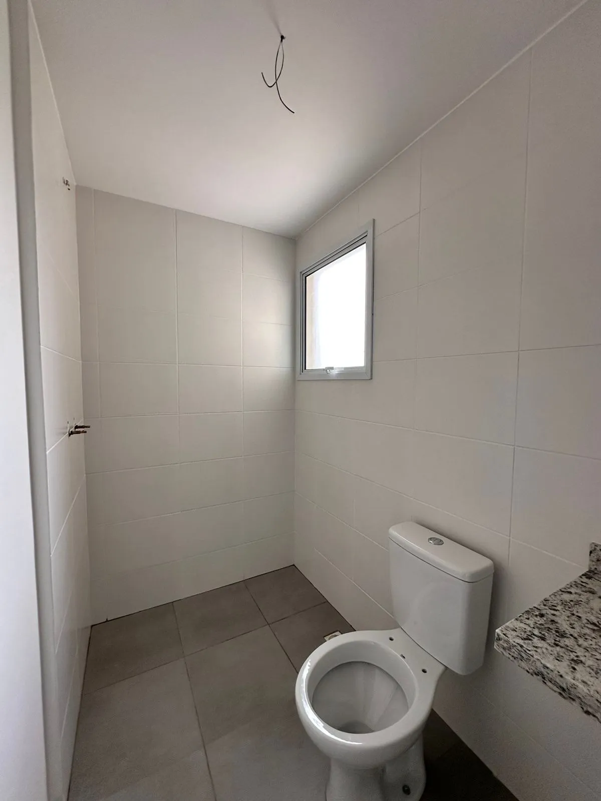 Imagem Apartamento com 61M² de 2 Dormitórios sendo 1 Suíte e Sacada Gourmet no Cond. Residencial Azaleia