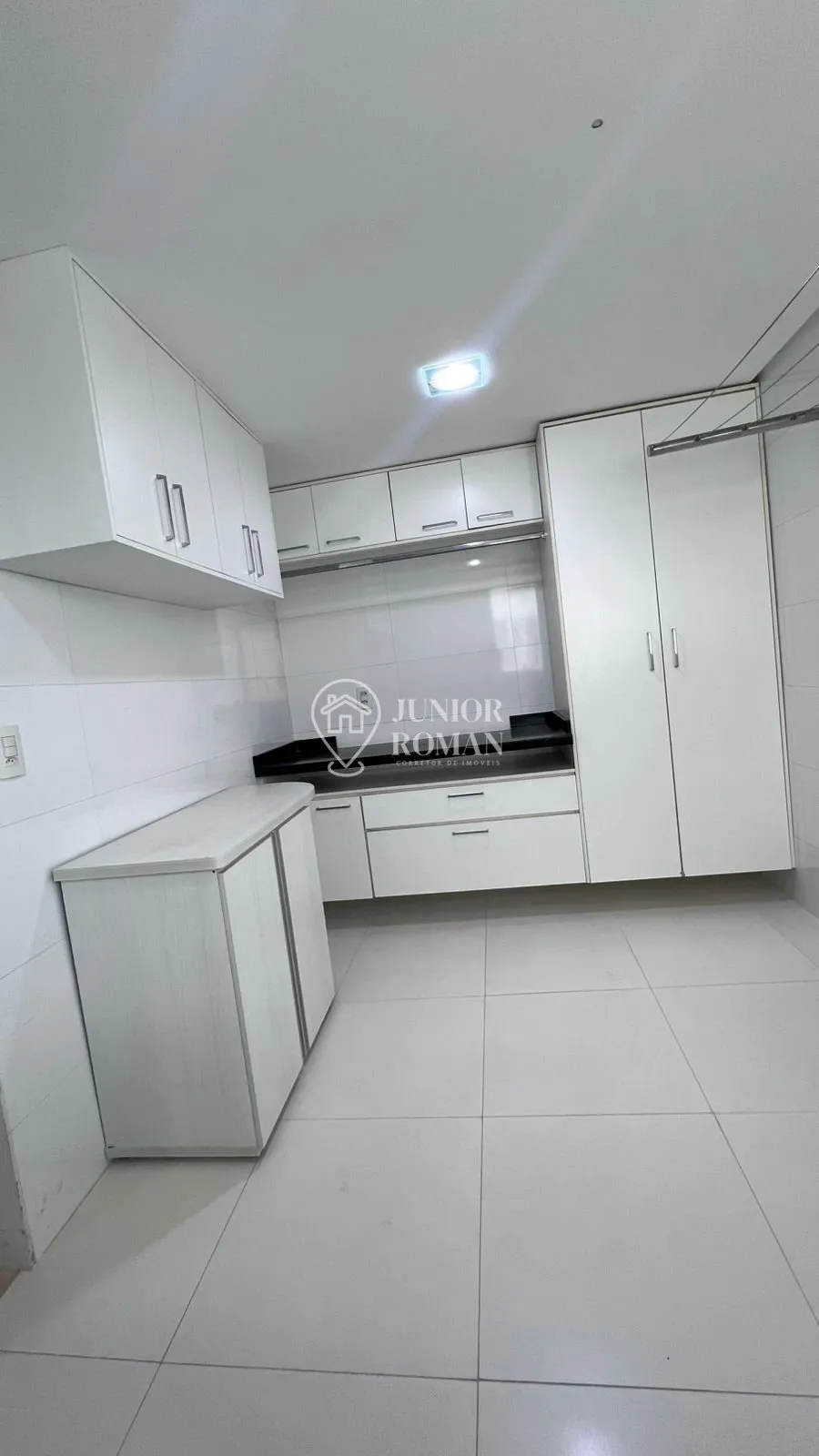 Imagem APTO PLANEJADO SEMI MOBILIADO NO ED BOA VISTA - RENATO GONÇALVES - BARREIRAS/BA