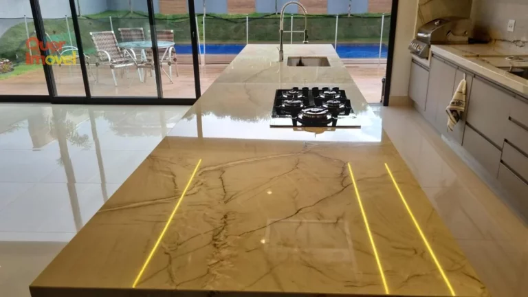 Imagem Residência de alto padrão em condomínio Alphaville, zona sul de Ribeirão Preto-SP, 3 suítes, 305m², 4 vagas - Quer Imóvel.