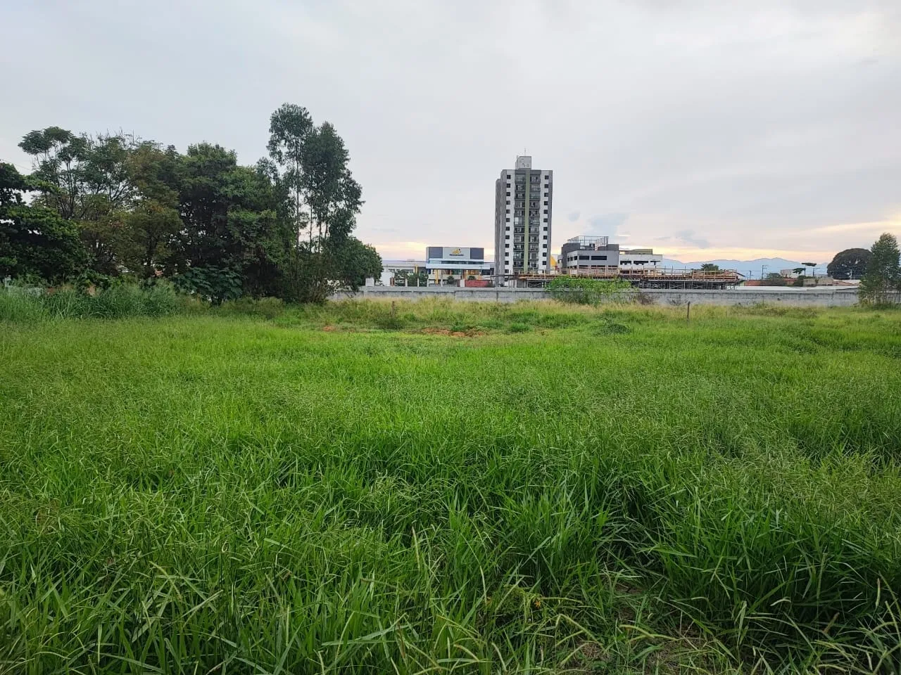 Imagem Terreno à venda 300M², Alto do Cardoso, Pindamonhangaba - SP