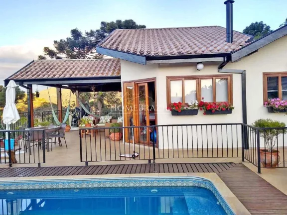 Imagem Casa à venda em Santo Antônio do Pinhal – SP | Piscina aquecida e vista para a Pedra do Baú