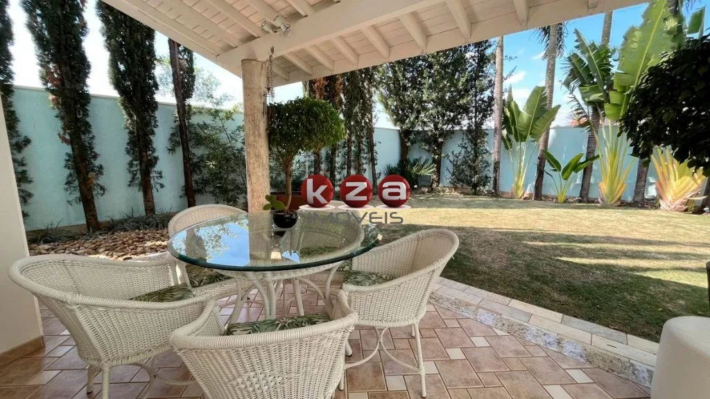 Imagem Imperdível: Casa a venda no Condomínio Terras do Do Caribe em Valinhos-SP, 3 quartos, 3 suítes, 3 salas, 6 banheiros, 4 vagas, 307m².