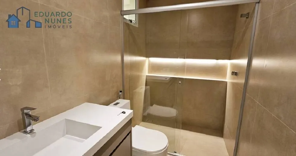 Imagem ÁTIMA ÁREA PRIVATIVA, REFORMADA COM 04 QUARTOS, 04 VAGAS NO SANTO ANTÔNIO!!