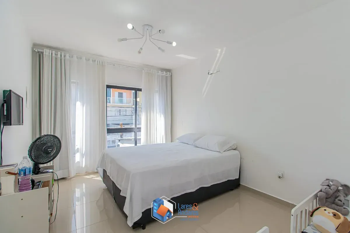 Imagem Casa para venda em Vila Moraes com 3 quartos, sendo 3 suítes, 161m²