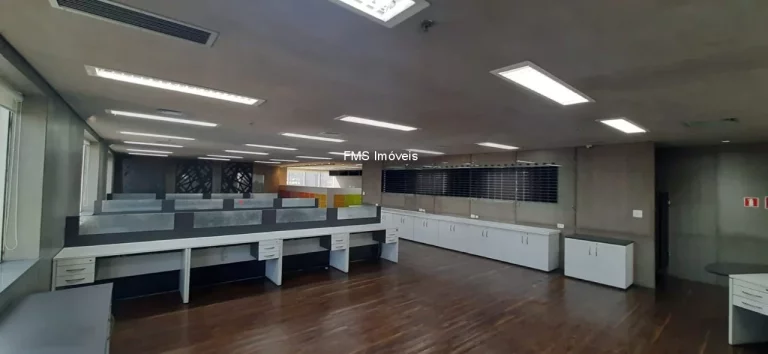 Imagem Conjunto comercial com 424m² na Vila Olímpia.