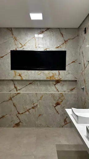 Imagem Casa com 3 dormitórios à venda, 227 m² por R$ 1.500.000,00 - Jardim Califórnia - Patos de Minas/MG