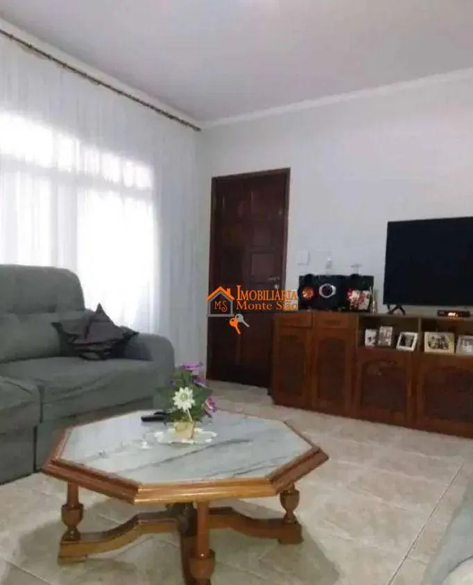 Imagem Sobrado com 4 dormitórios à venda, 176 m² por R$ 800.000,00 - Vila Augusta - Guarulhos/SP