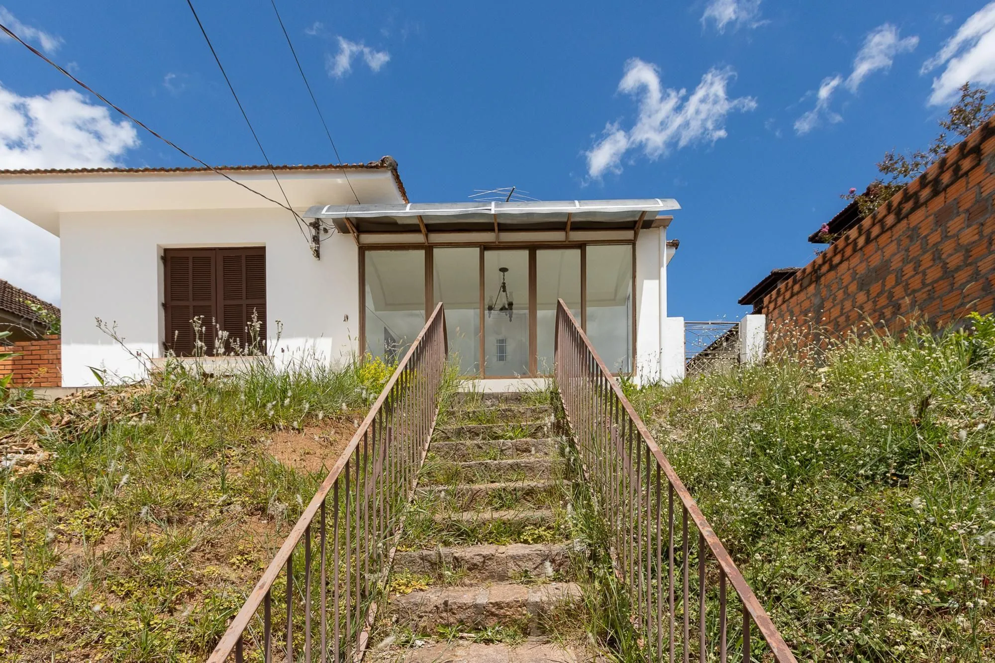 Imagem CASA 2 DORMITÓRIOS NO SANTA TEREZA