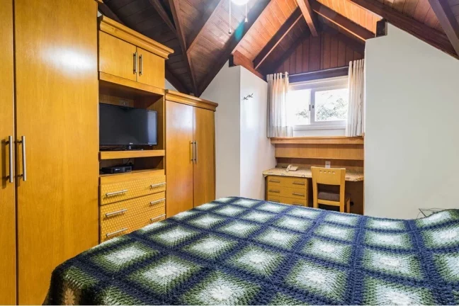 Imagem Casa em Condomínio para venda no bairro Teresópolis em Porto Alegre