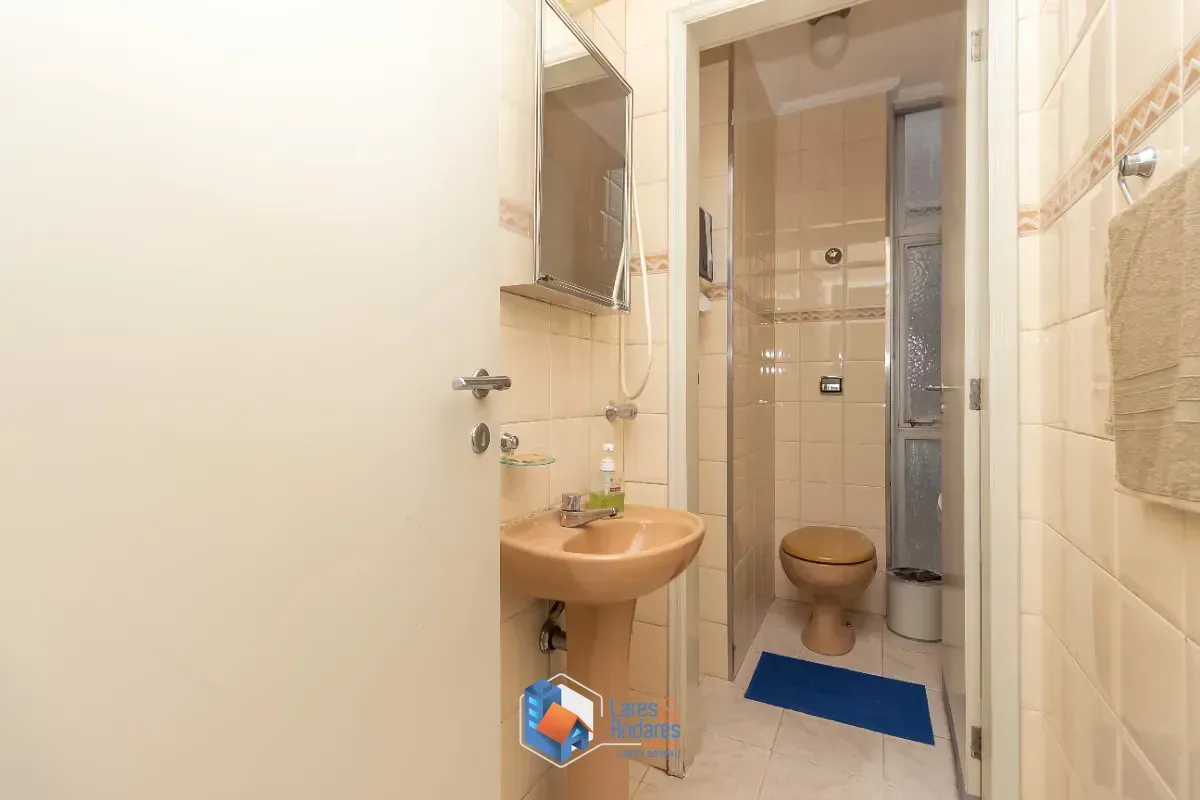 Imagem Conjunto comercial para venda em Cerqueira César, 82m²