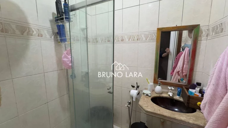 Imagem Casa a venda em Igarapé MG / Centro