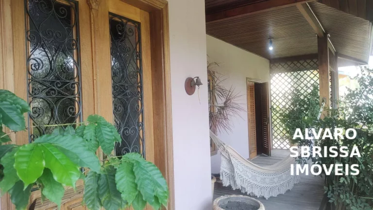 Imagem Casa com 4 dormitórios sendo 3 suítes, com piscina, no condomínio Chácaras Flora Itu SP - Único dono.