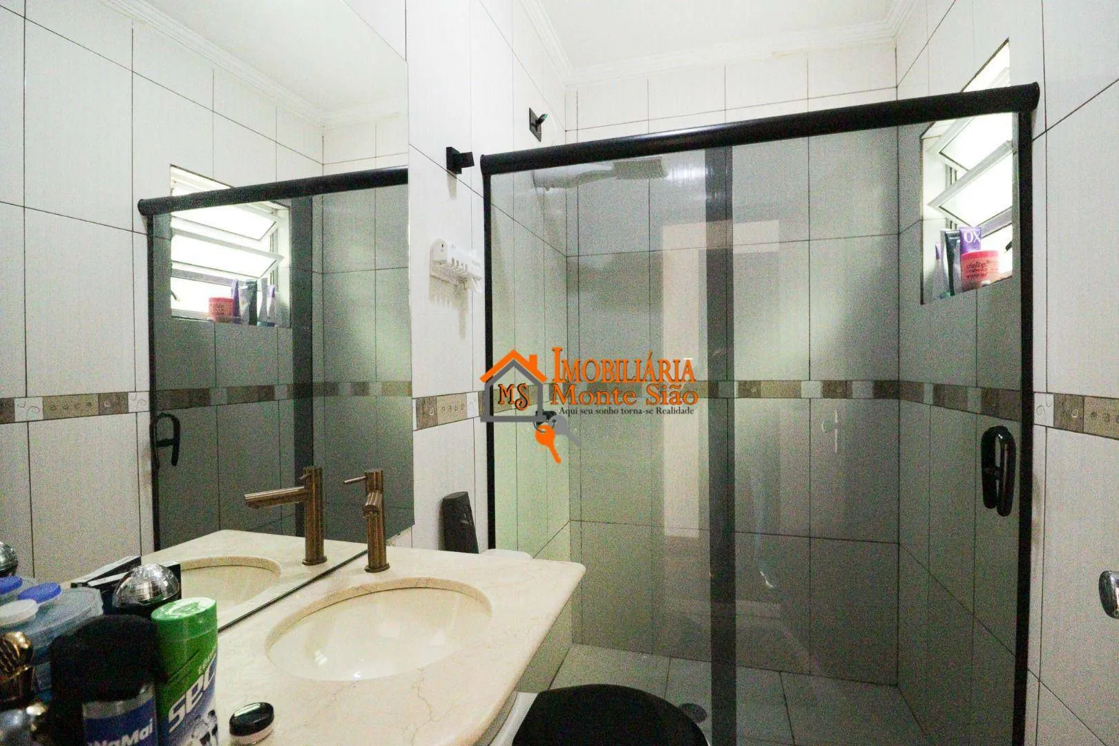 Imagem Sobrado com 3 dormitórios à venda, 100 m² por R$ 680.000,00 - Picanco - Guarulhos/SP