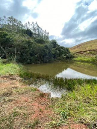 Imagem Imóvel com 2 Quartos à Venda,  em CENTRO - Paraíba do Sul