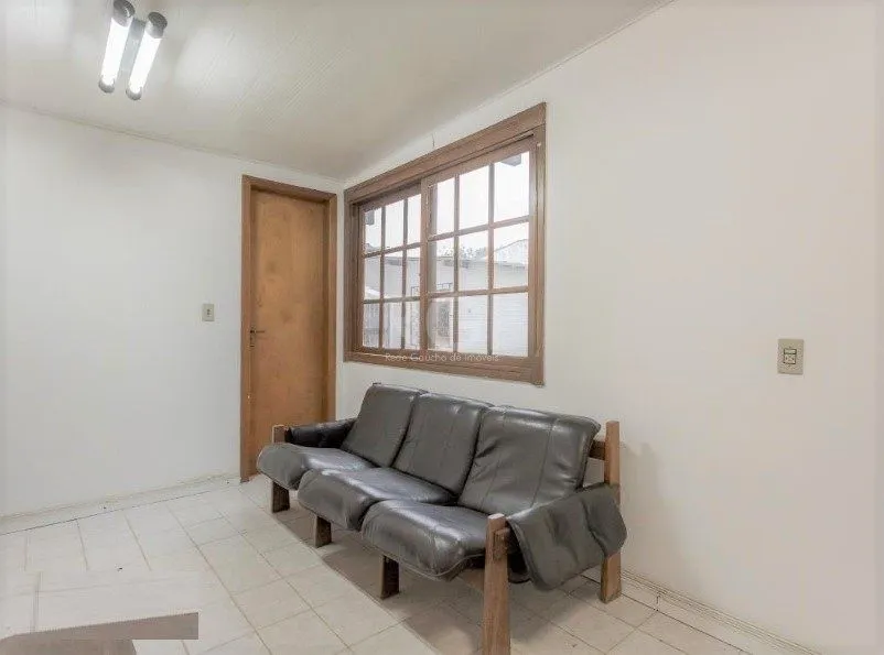 Imagem Casa para Venda - 327m², 4 dormitórios, sendo 1 suites, 3 vagas - Chácara das Pedras
