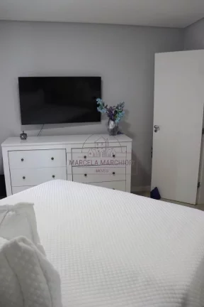 Imagem Apartamento da quadra da praia com vista para o mar, montado e decorado