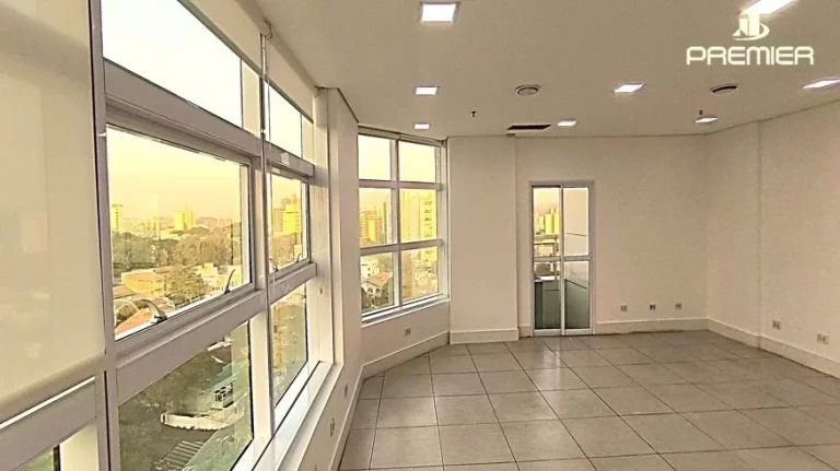 Imagem SALA COMERCIAL DE 48M² PARA VENDA, COM 2 WC...#039;S, SACADA E 1 VAGA - ED GOLDEN OFFICE EM JUNDIAÍ SP