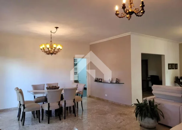Imagem Casa de Condomínio em Morada dos Pássaros - Barueri