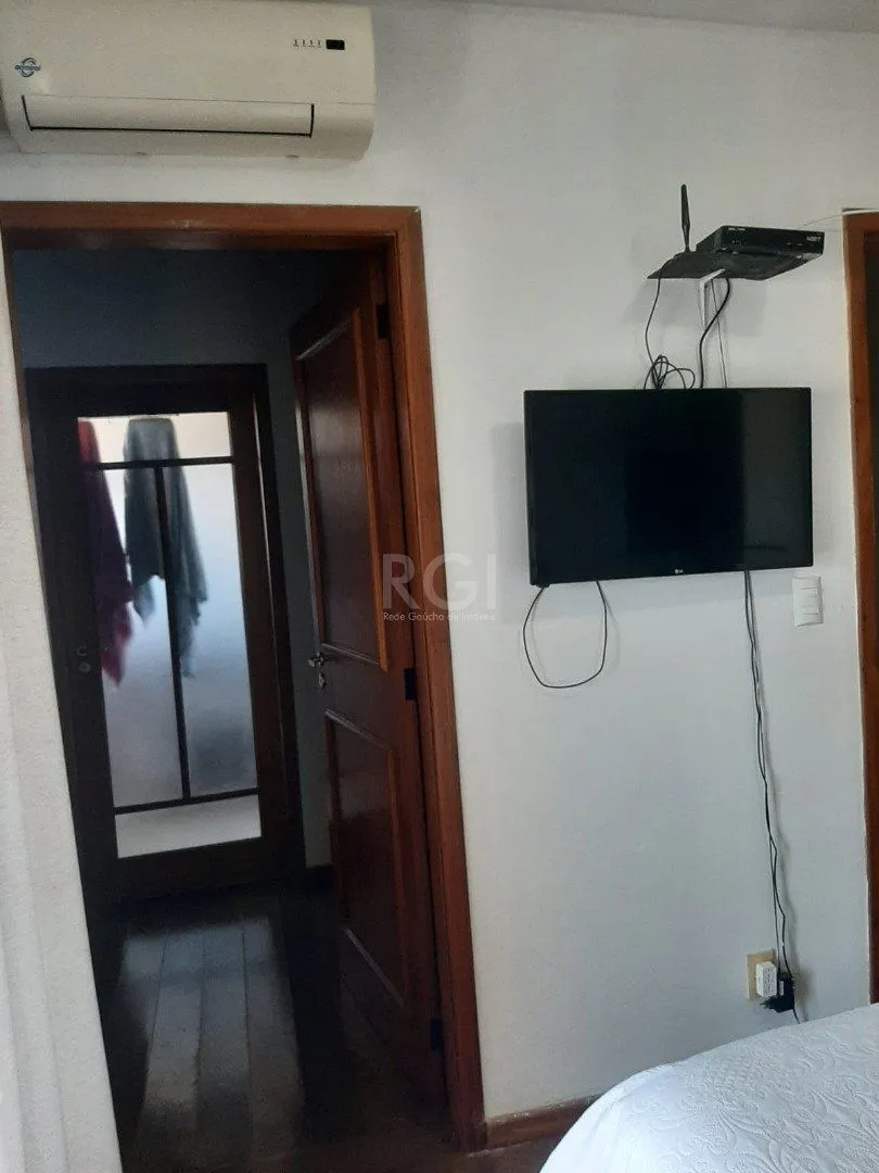 Imagem Casa Condominio para Venda - 254.38m², 4 dormitórios, sendo 2 suites, 2 vagas - Vila Assunção