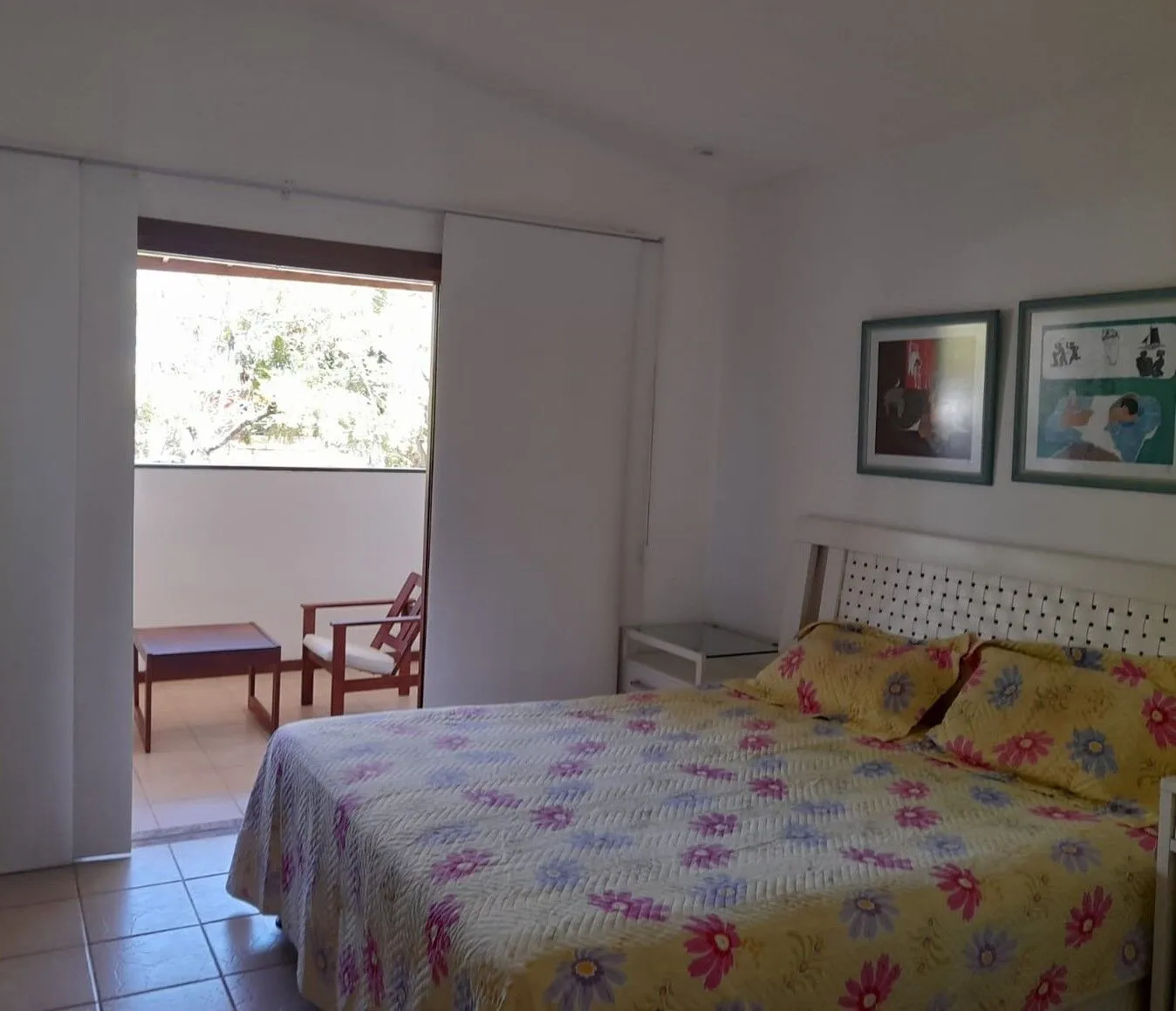 Imagem Apartamento duplex com 3 dormitórios em Praia do Forte.