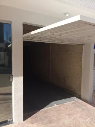 Imagem Sala comercial térrea no centro com garagem.