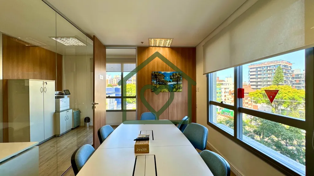 Imagem Sala comercial no Urban Conpept de 58 m². 
 
Um box de garagem coberto e estriturado. Preço e disp...